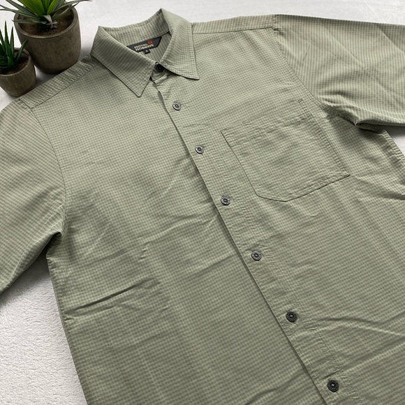 Royal Robbins Desert Pucker Dry Checkered Short Sleeve Button Up Shirt (Green) - Picture 3 of 16